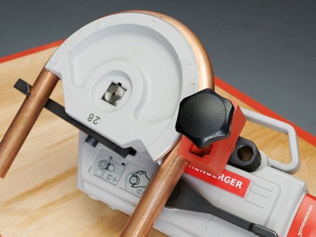 Аккумуляторный трубогиб ROBEND 4000 E, применение Аккумуляторный трубогиб ROBEND 4000 E, применение