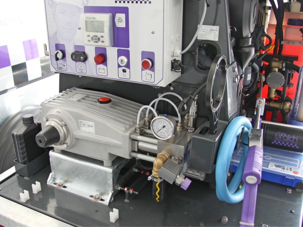 Насос высокого давления falch / фальх установка СВД 500 бар FALCH, прицеп Насос высокого давления falch / фальх установка СВД 500 бар FALCH, прицеп